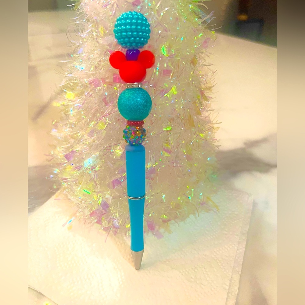 Mickey beadable pen